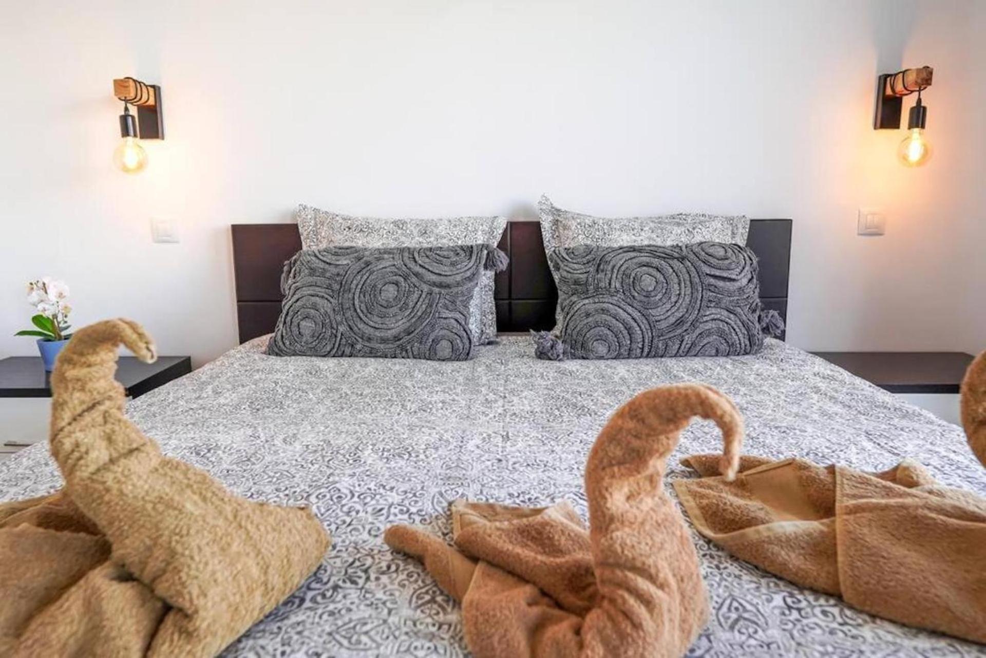 Amazing 2 Bedroom Flat With Beachfront And Pool, Paraiso Del Sur A306 بلايا بارايسو المظهر الخارجي الصورة