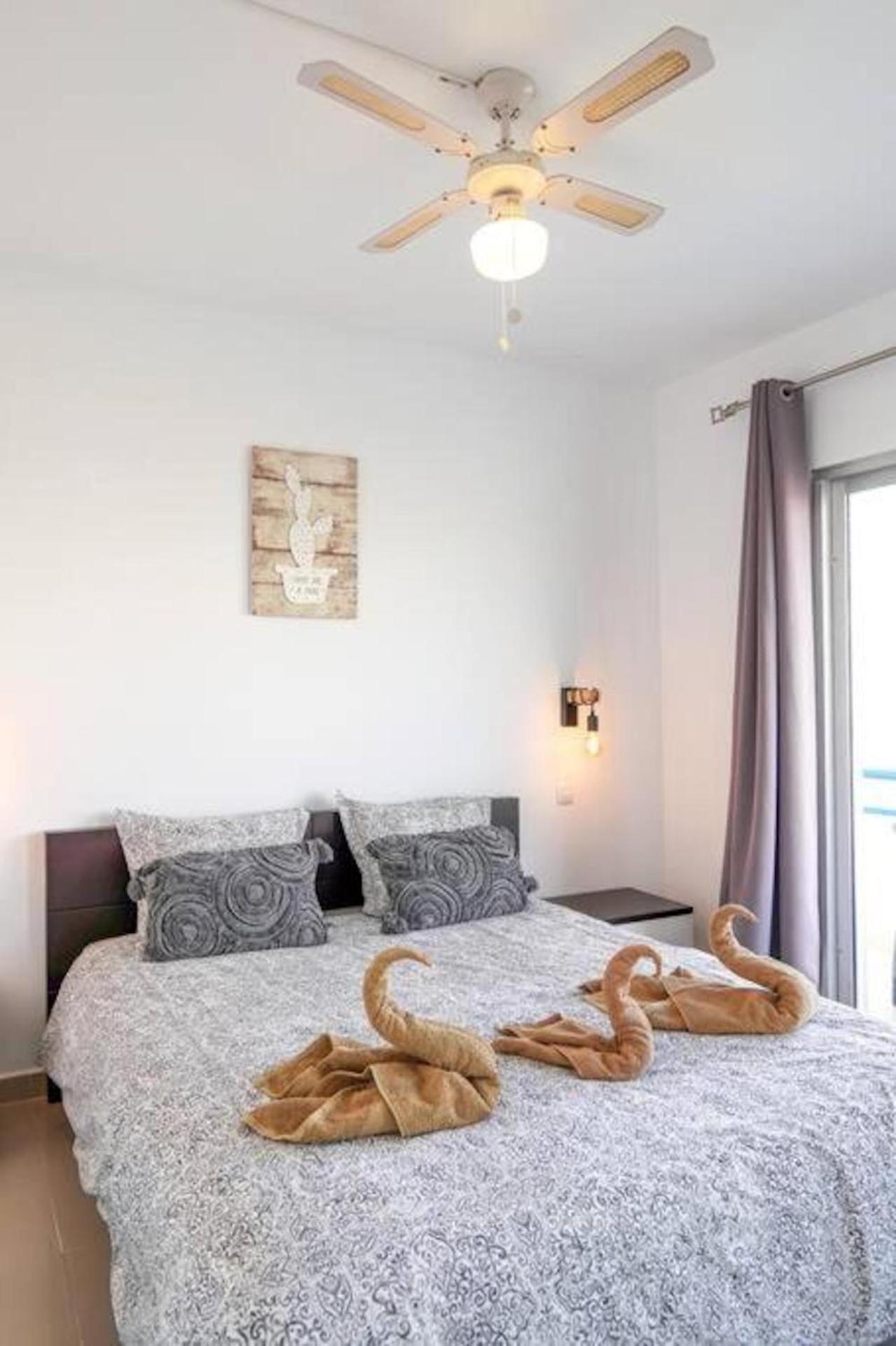 Amazing 2 Bedroom Flat With Beachfront And Pool, Paraiso Del Sur A306 بلايا بارايسو المظهر الخارجي الصورة