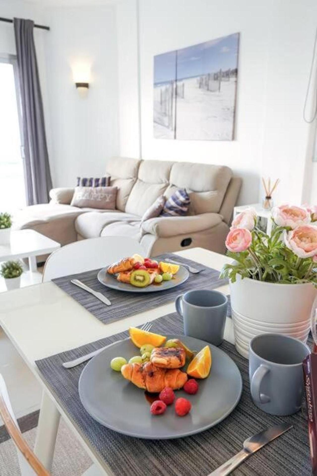 Amazing 2 Bedroom Flat With Beachfront And Pool, Paraiso Del Sur A306 بلايا بارايسو المظهر الخارجي الصورة